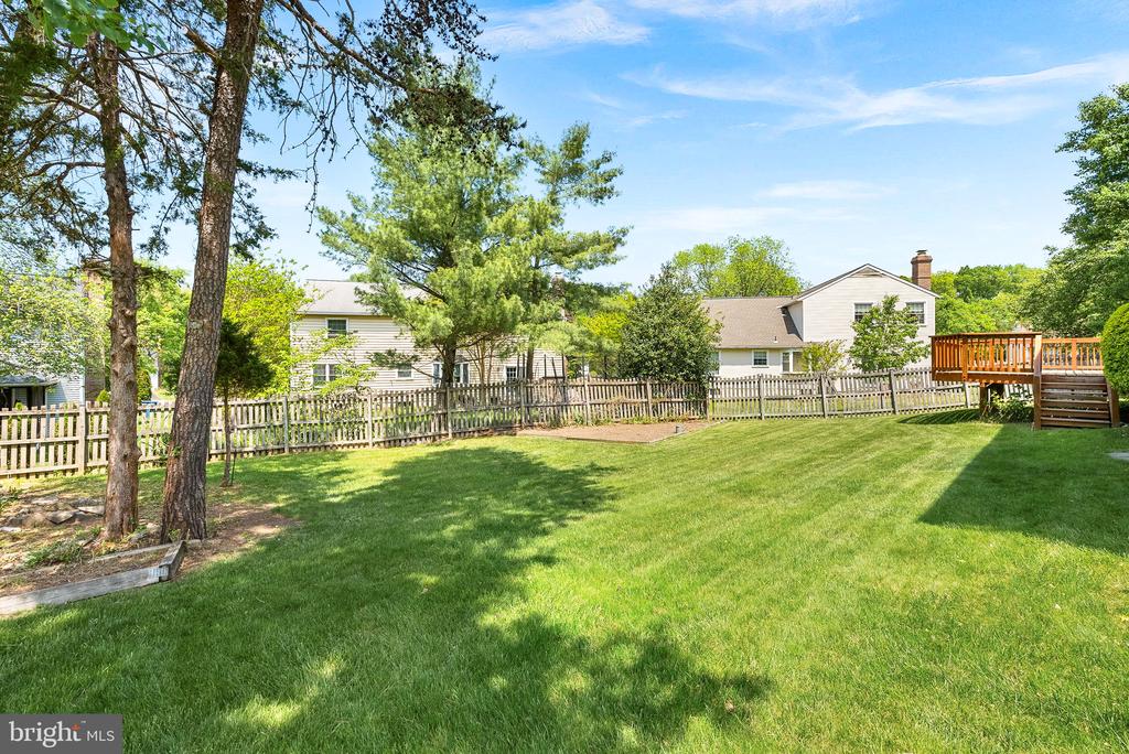 4628 Sand Rock Ln