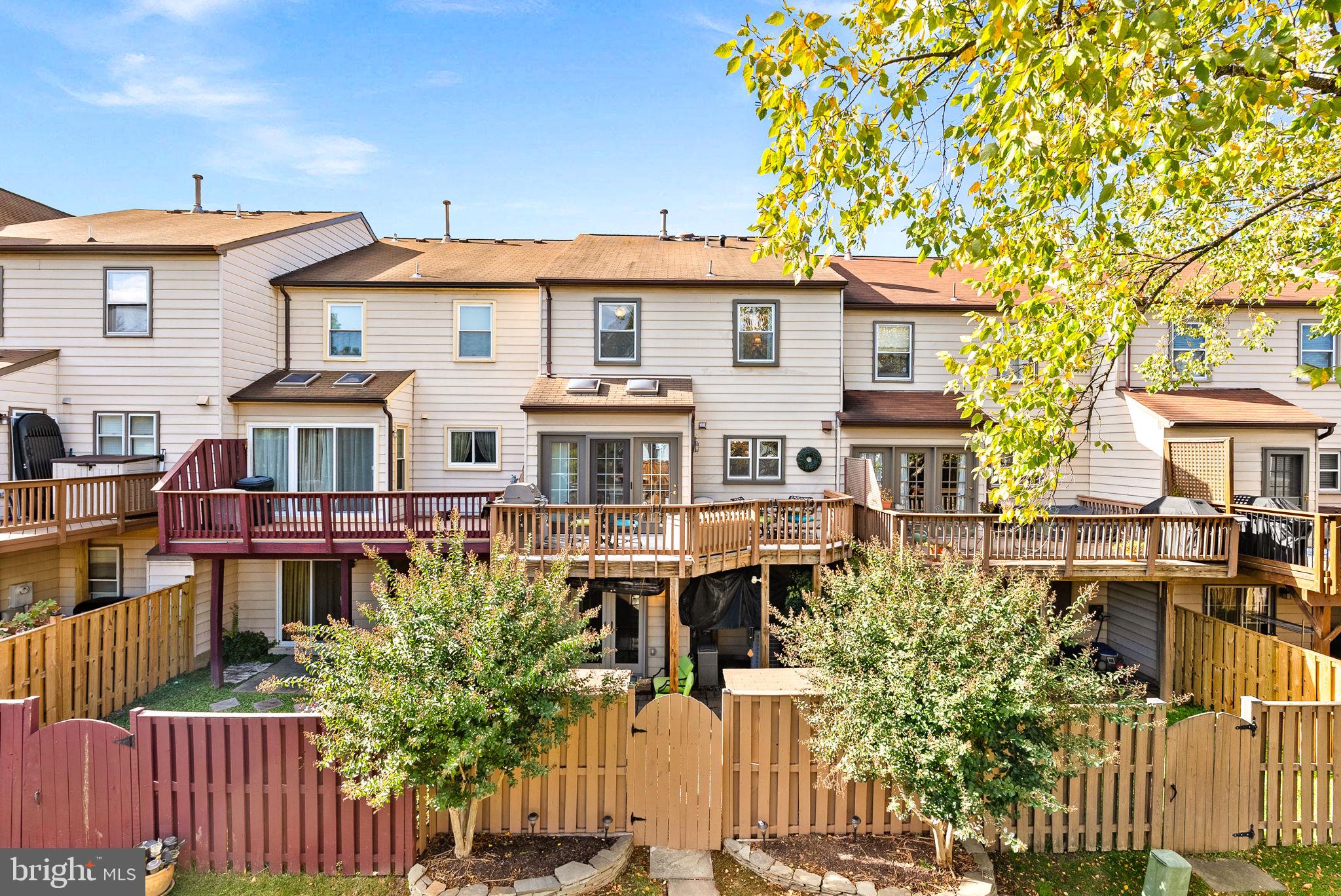 5975 WESCOTT HILLS WAY