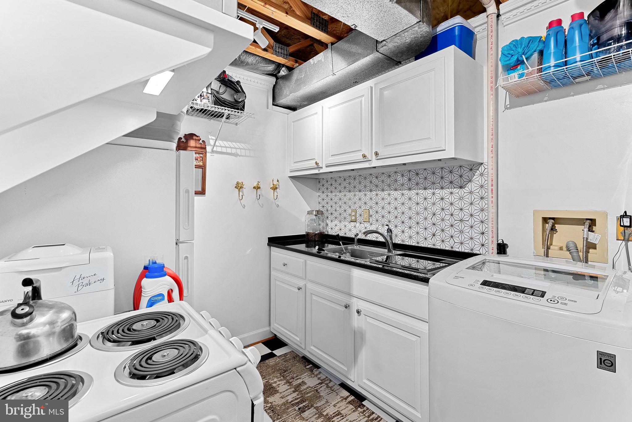 5975 WESCOTT HILLS WAY