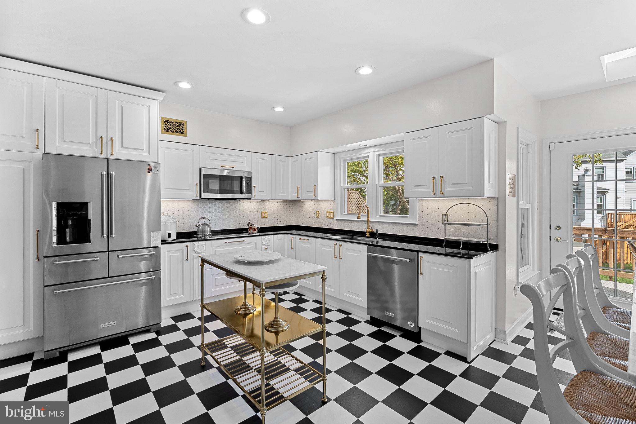 5975 WESCOTT HILLS WAY