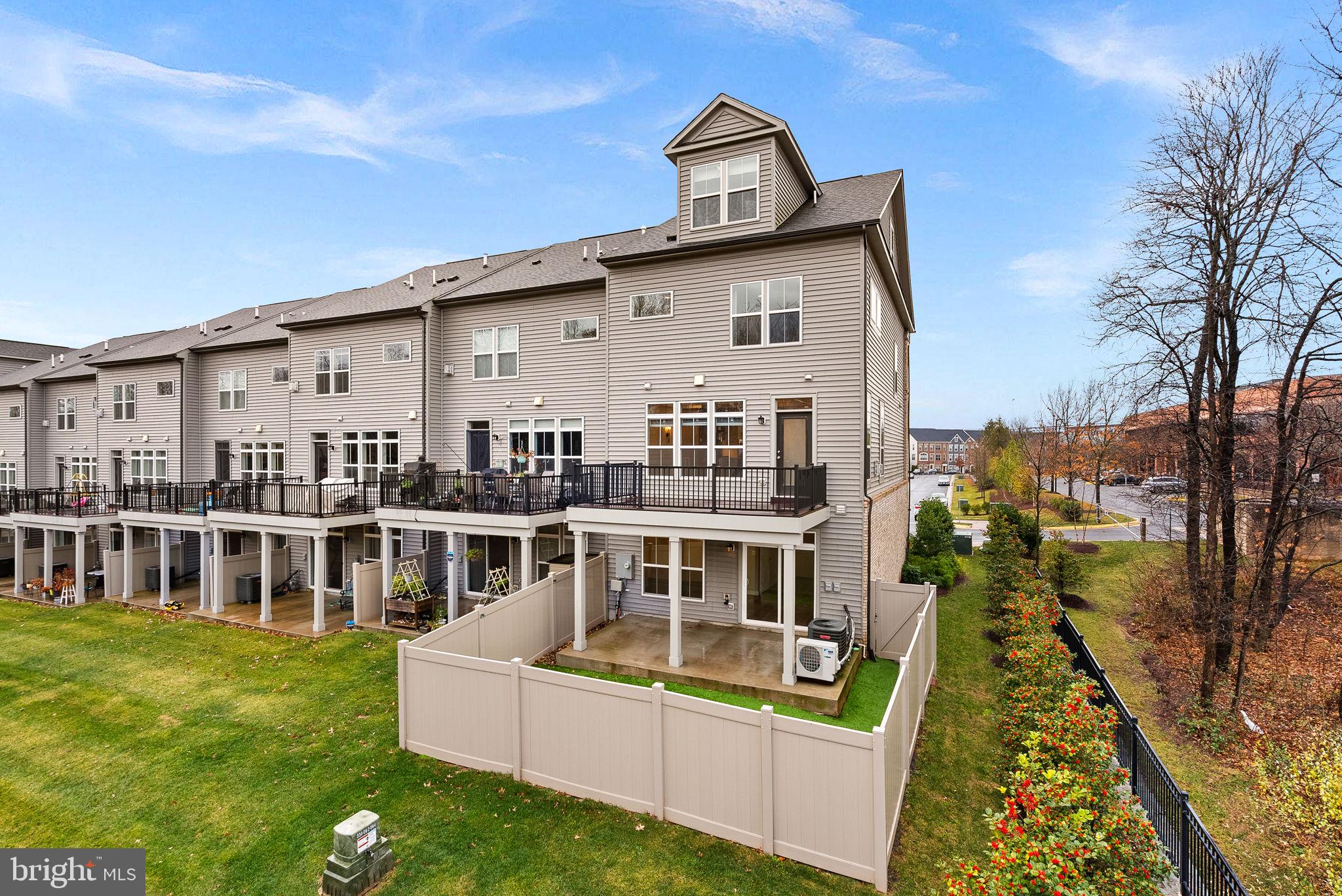 5159 RIDGEVIEW RETREAT DRIVE