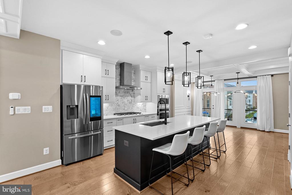 5159 RIDGEVIEW RETREAT DRIVE