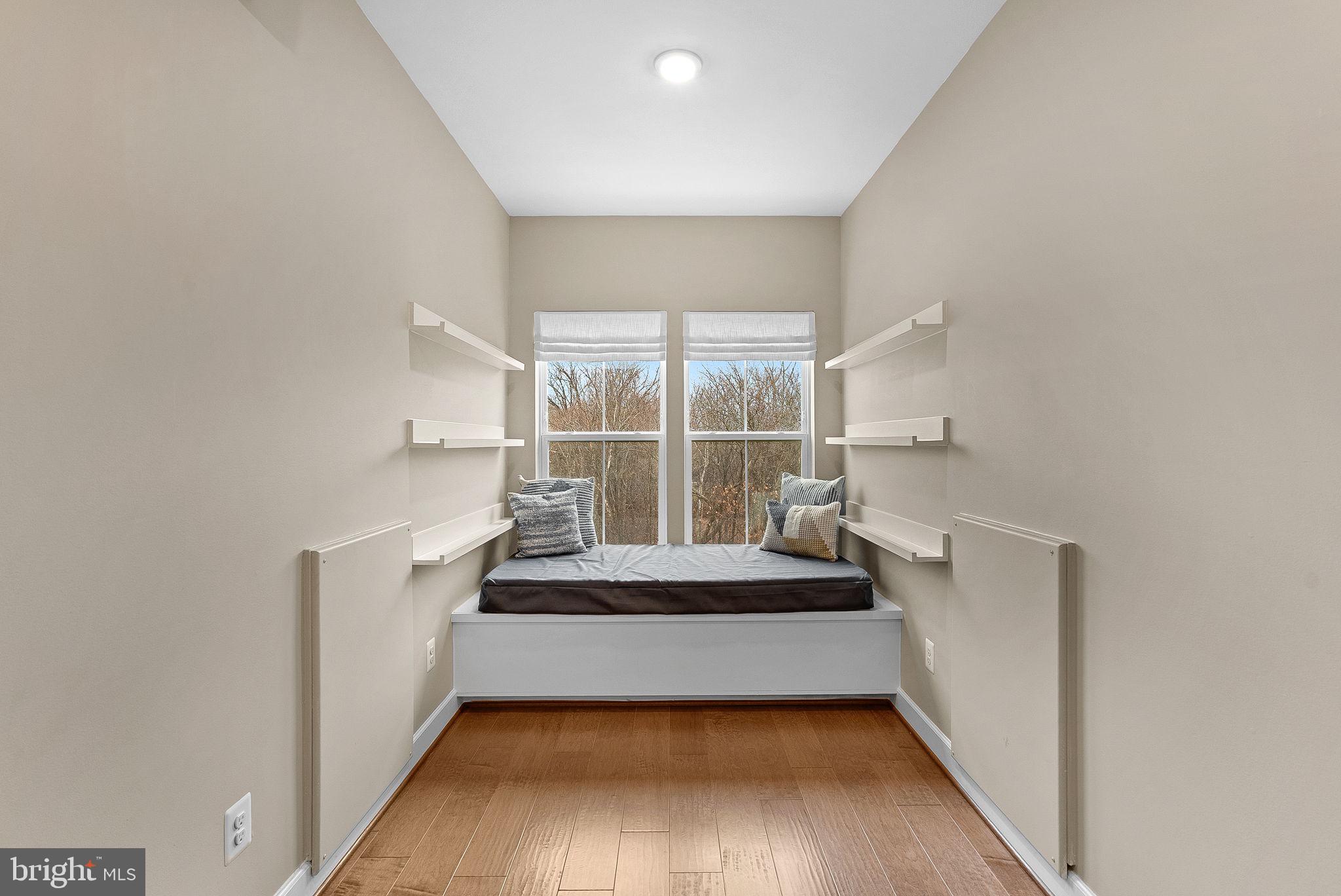 5159 RIDGEVIEW RETREAT DRIVE