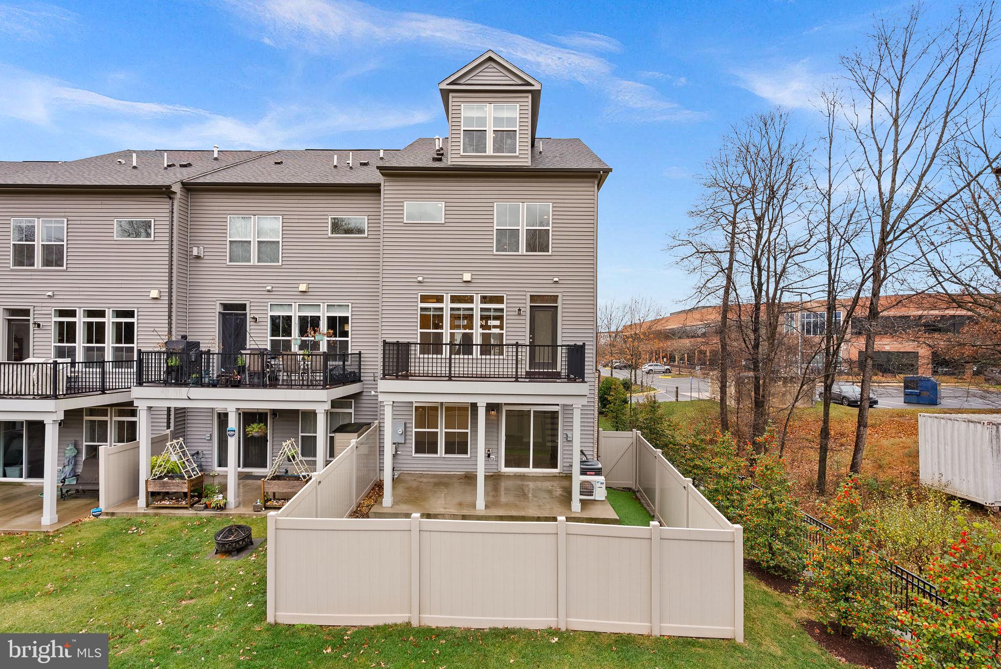 5159 RIDGEVIEW RETREAT DRIVE