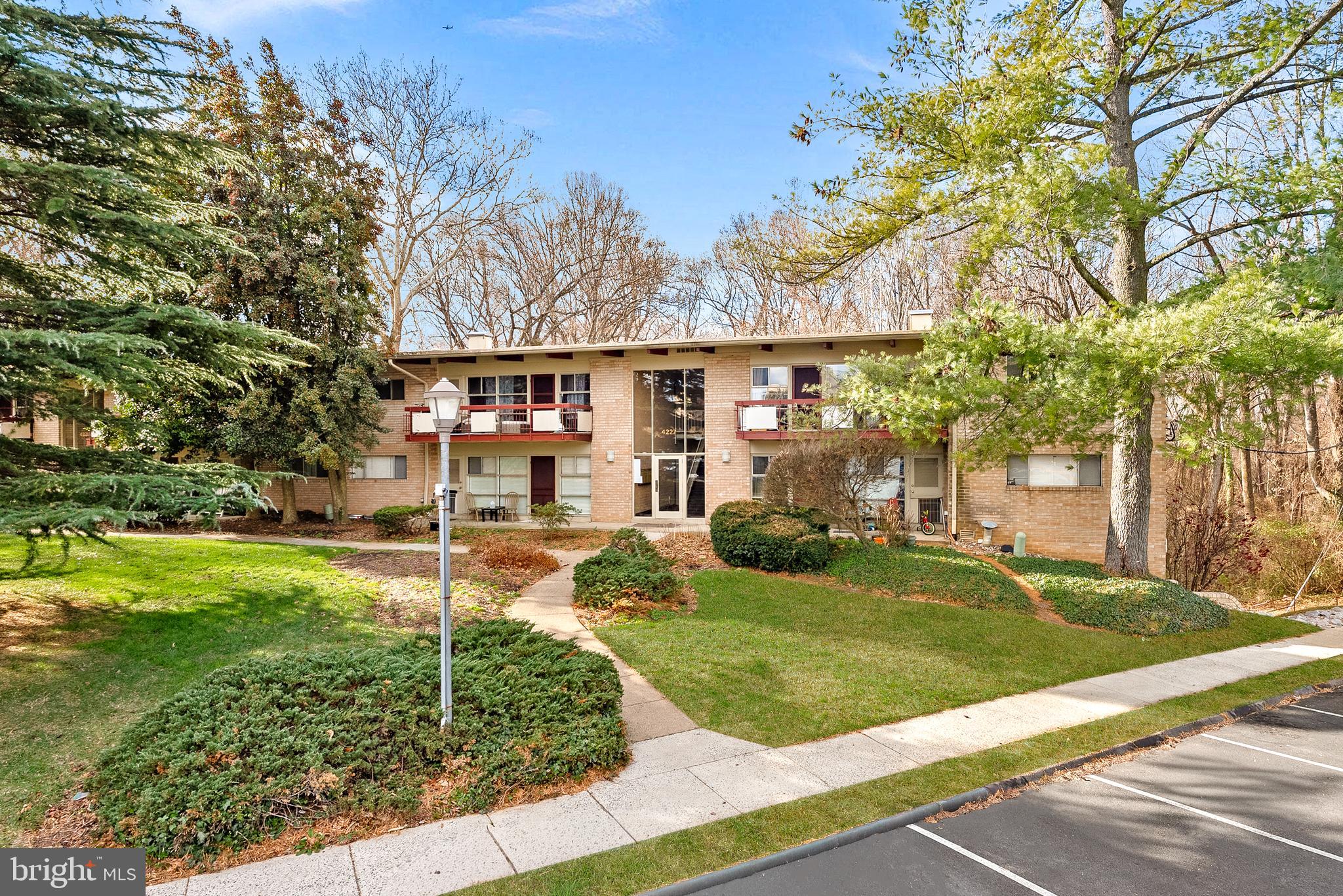 4227 AMERICANA DRIVE 102