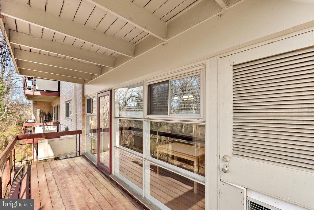 4227 AMERICANA DRIVE 102