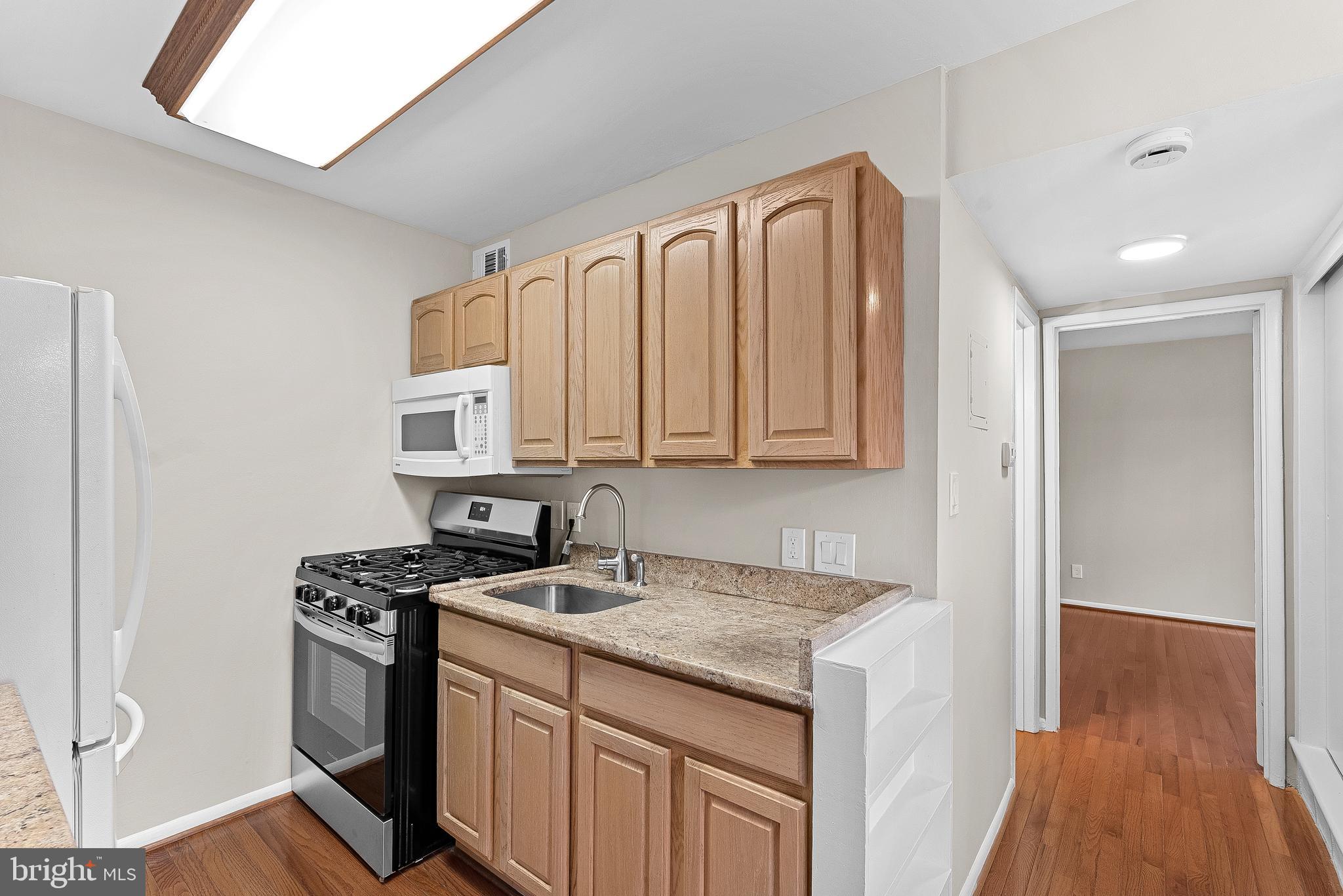 4227 AMERICANA DRIVE 102