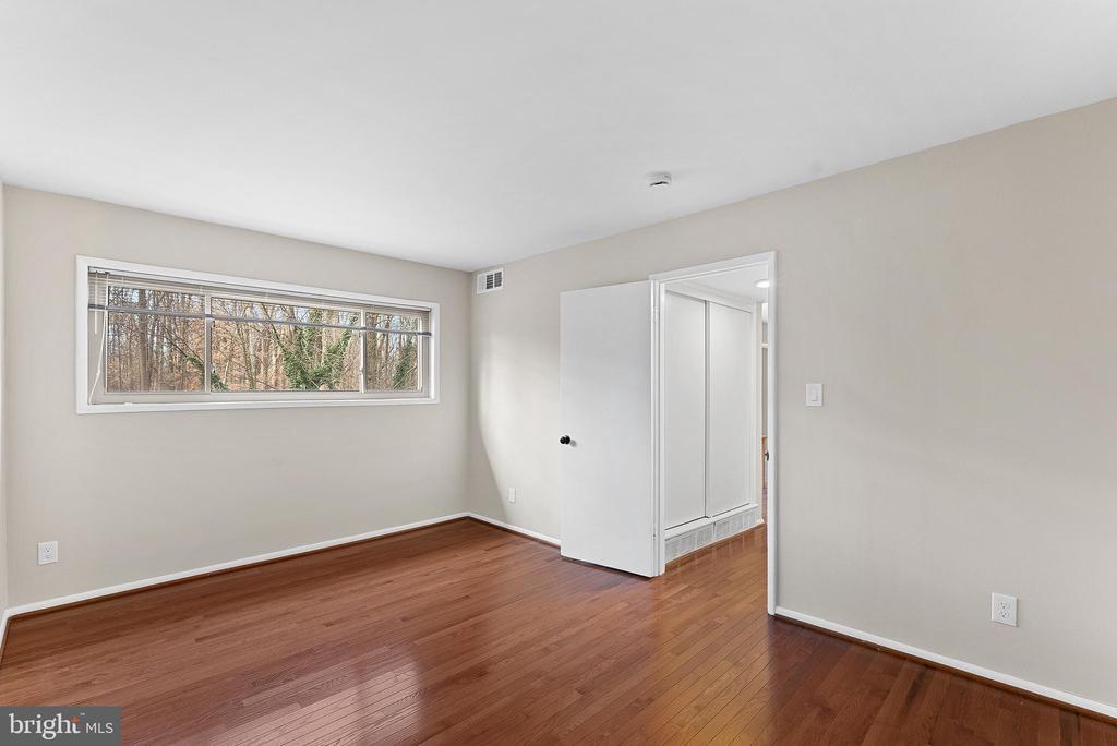 4227 AMERICANA DRIVE 102