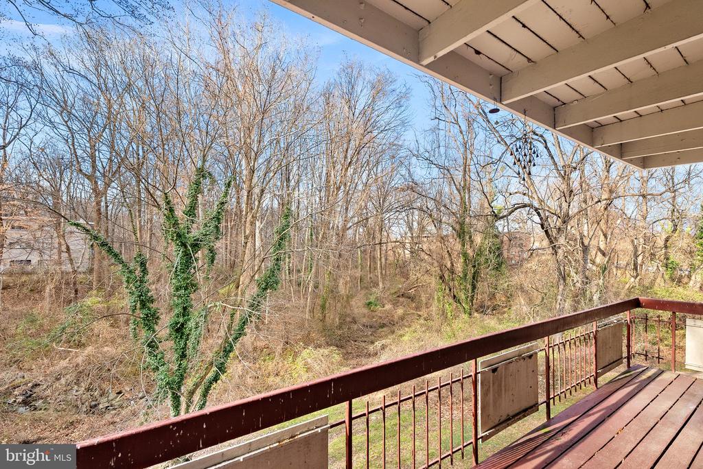 4227 AMERICANA DRIVE 102