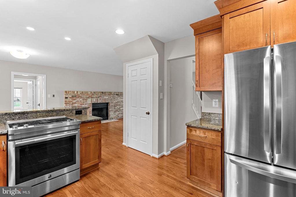 5507 GREENSHANK COURT