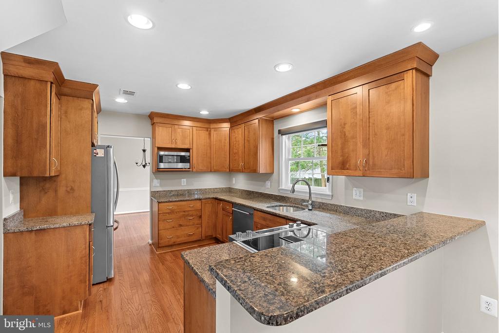 5507 GREENSHANK COURT