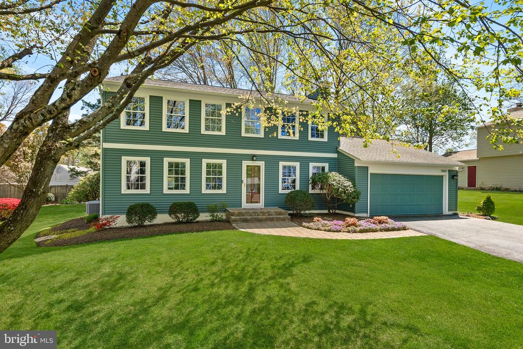 5507 GREENSHANK COURT
