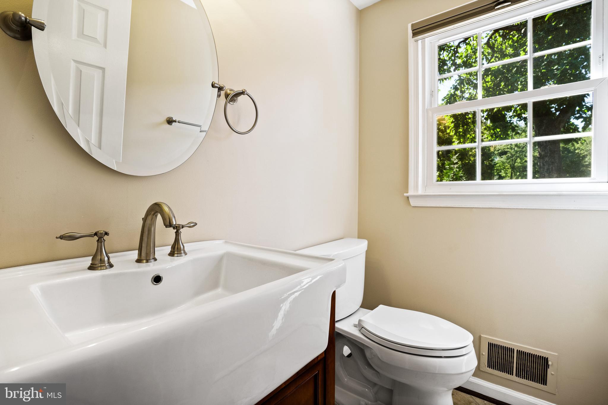 6110 GREEN CAP PLACE