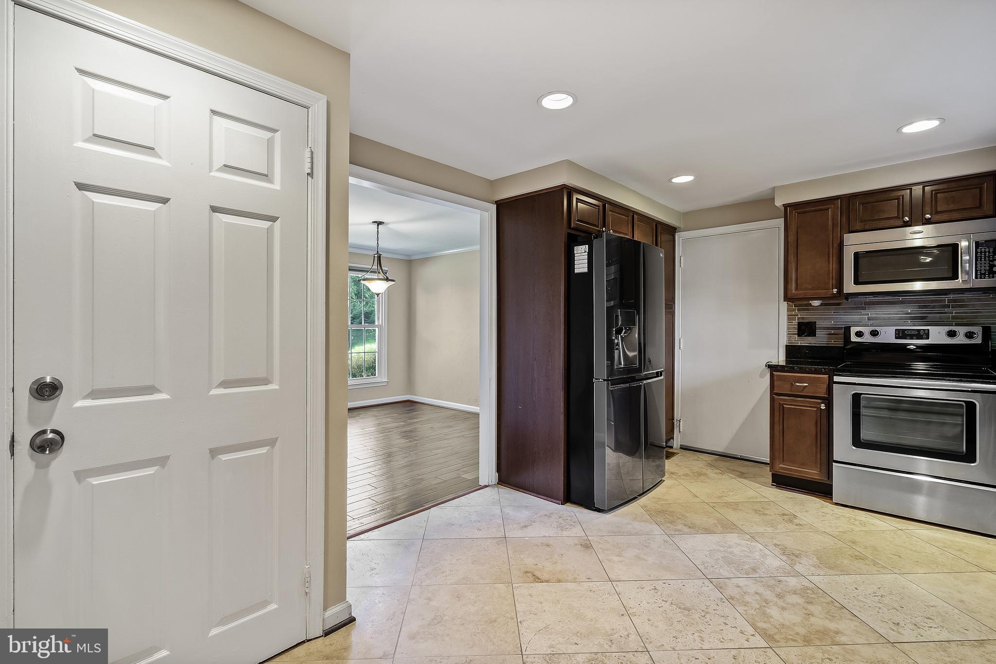 6110 GREEN CAP PLACE