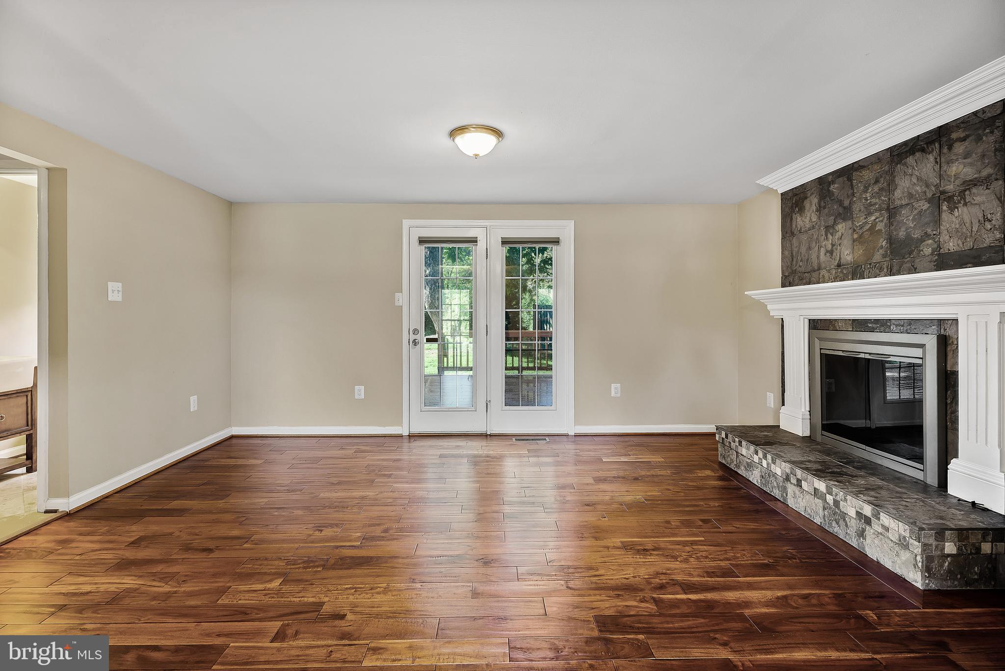 6110 GREEN CAP PLACE