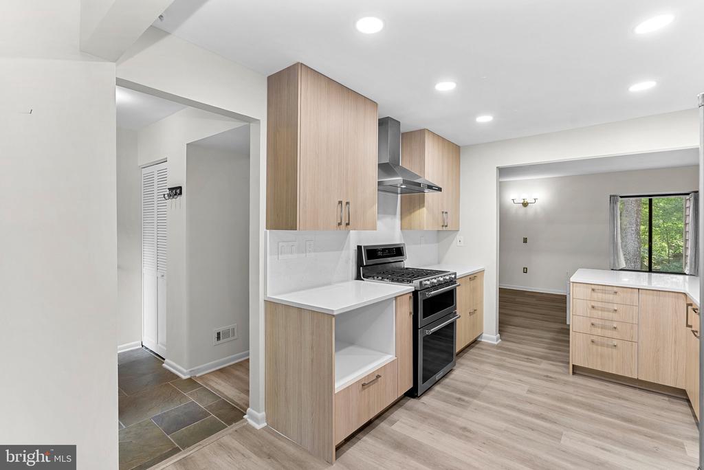 11545 HEARTHSTONE COURT