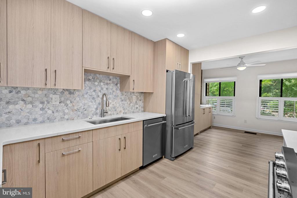 11545 HEARTHSTONE COURT