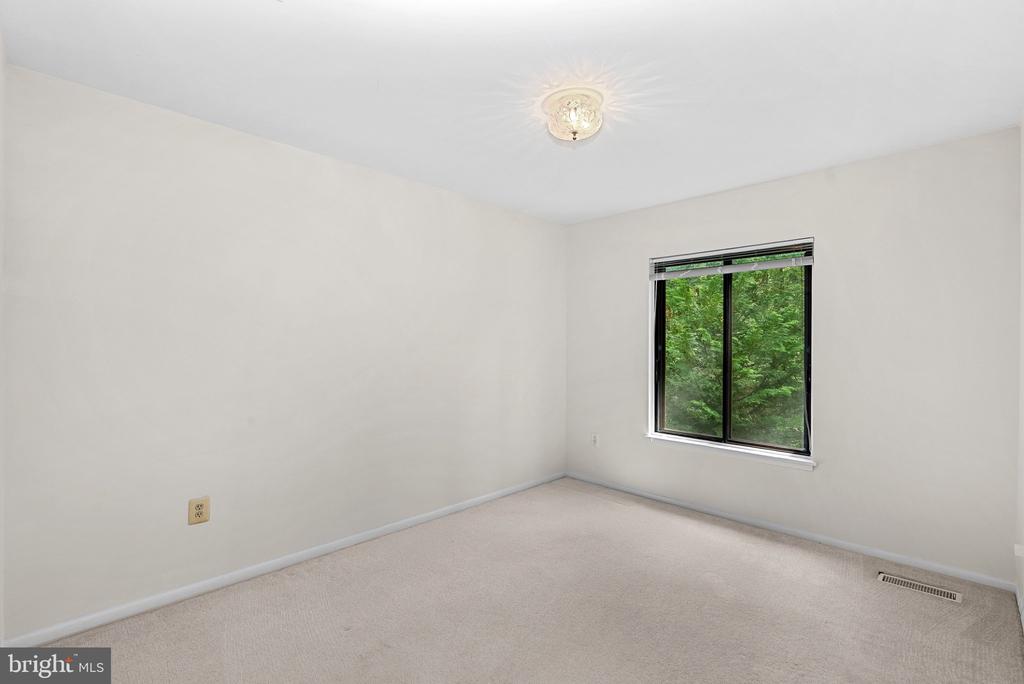 11545 HEARTHSTONE COURT