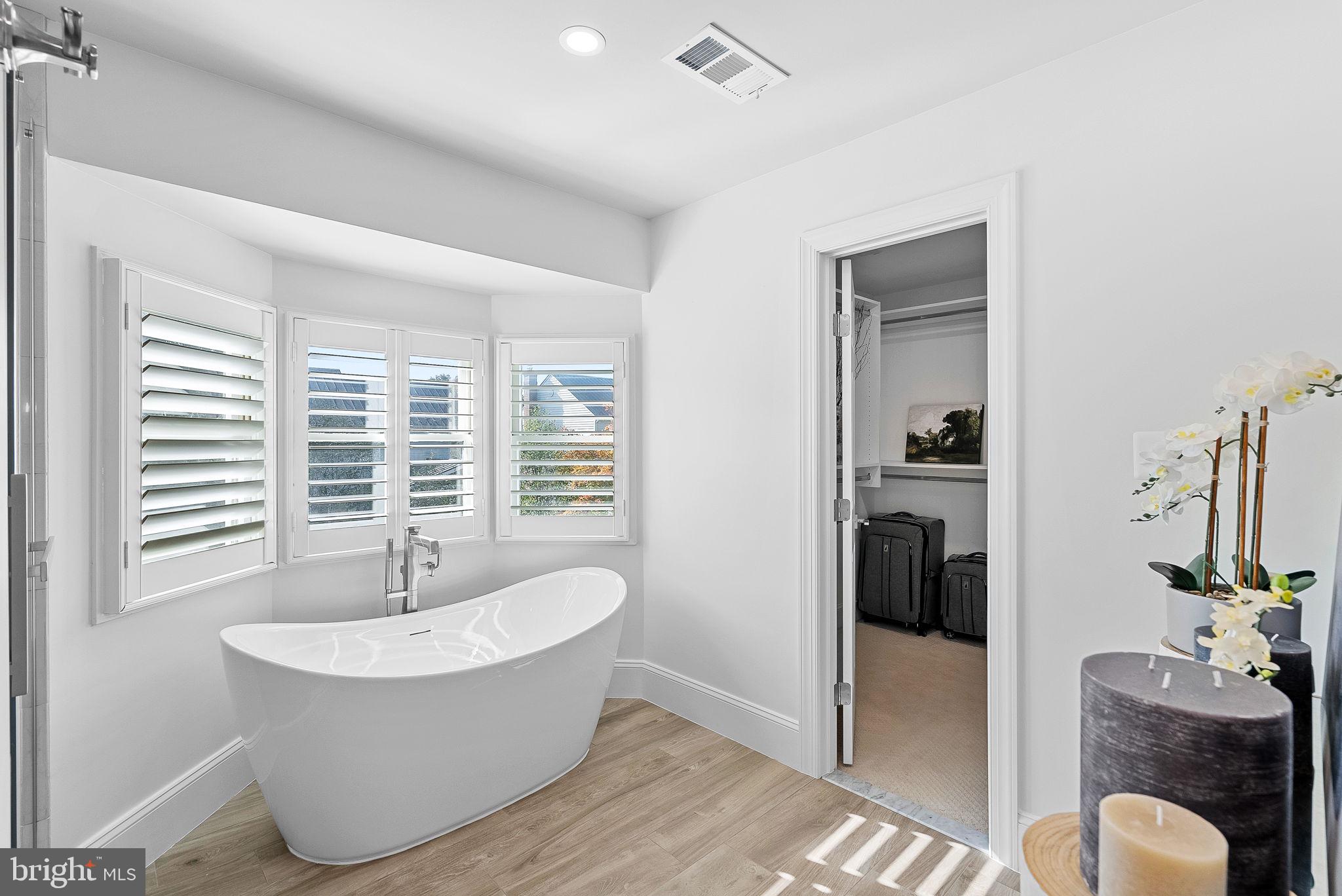 417 SW Meade DRIVE SW