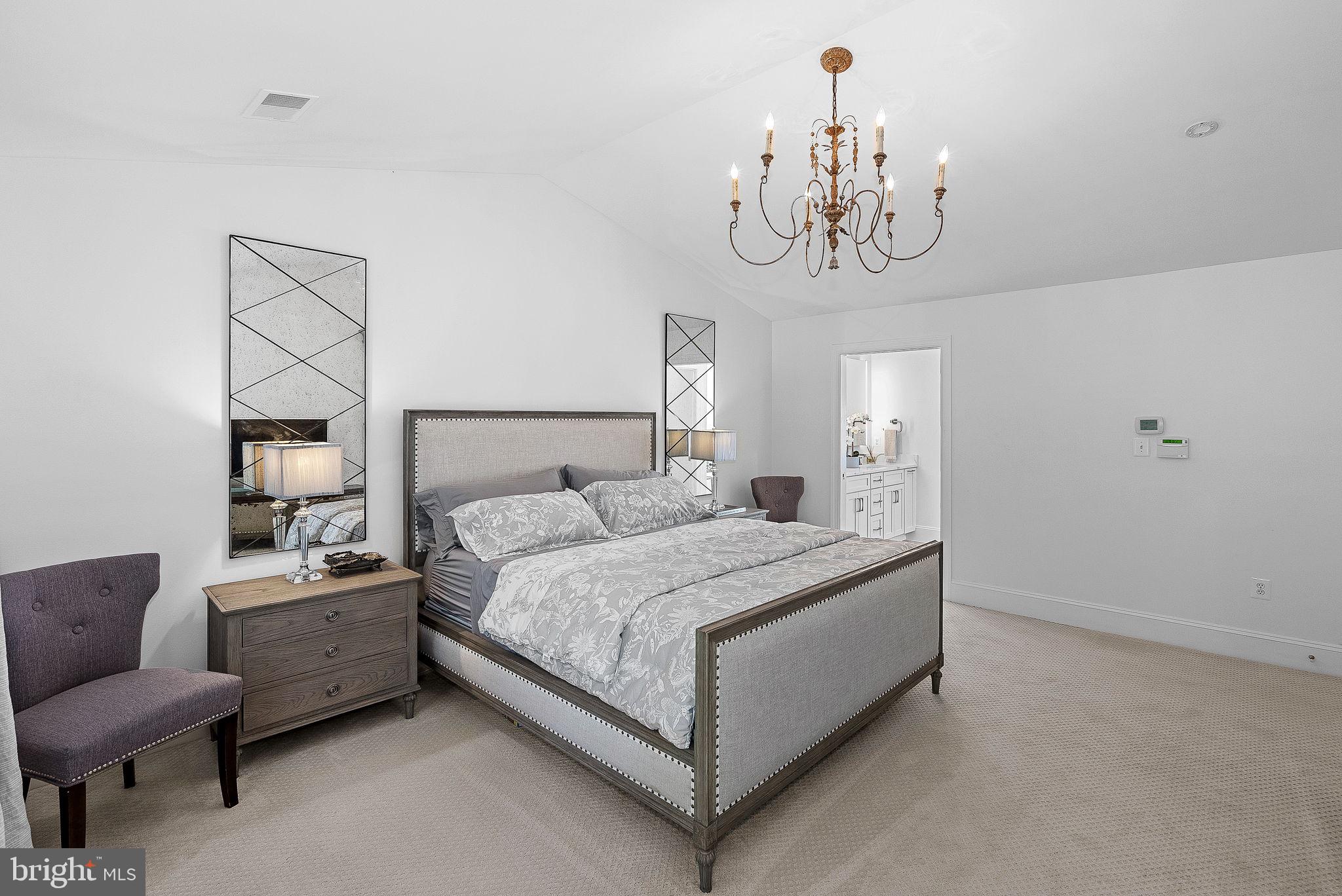 417 SW Meade DRIVE SW