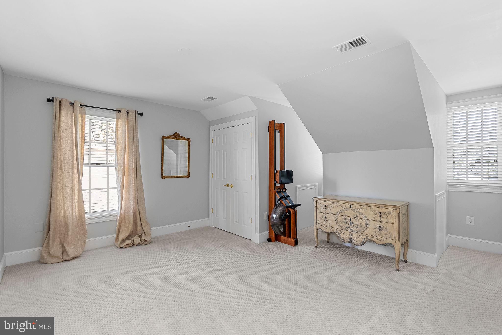 417 SW Meade DRIVE SW