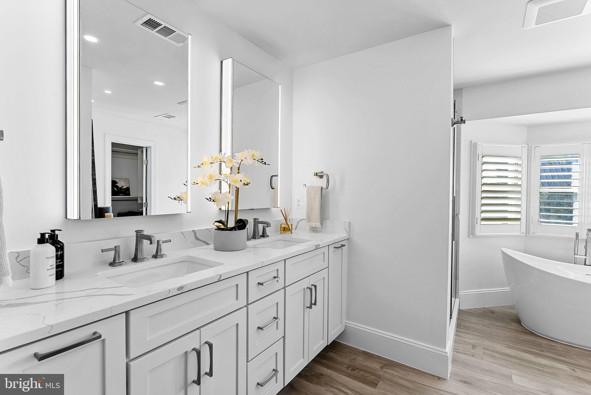 417 SW Meade DRIVE SW