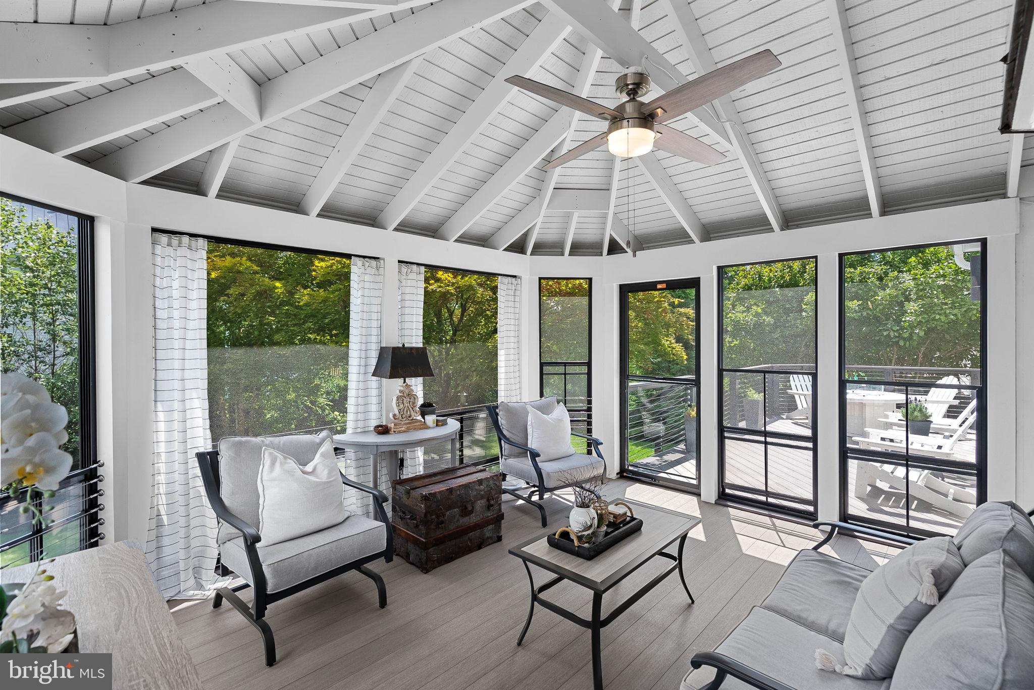 417 SW Meade DRIVE SW