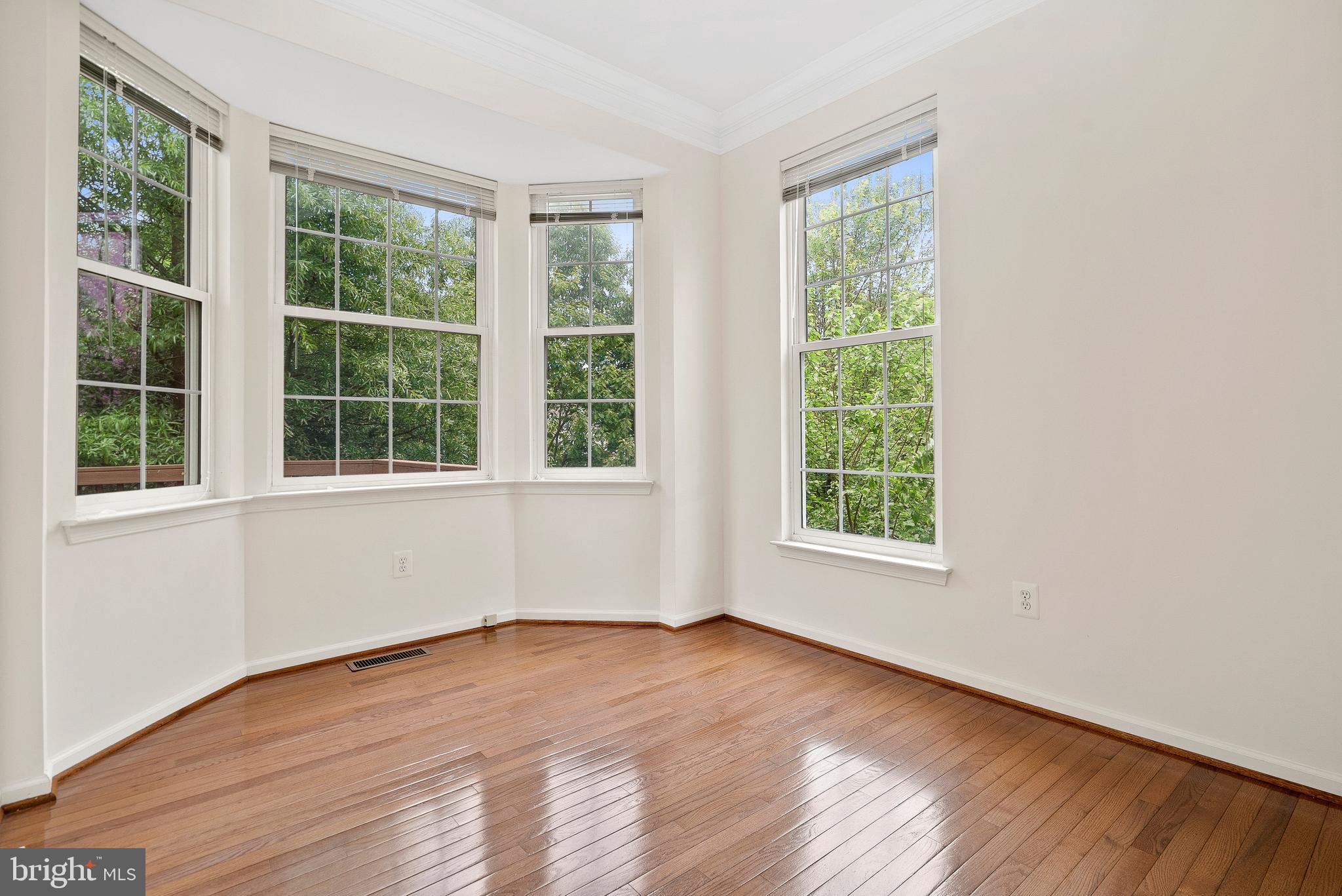 130 Ivy Hills TERRACE