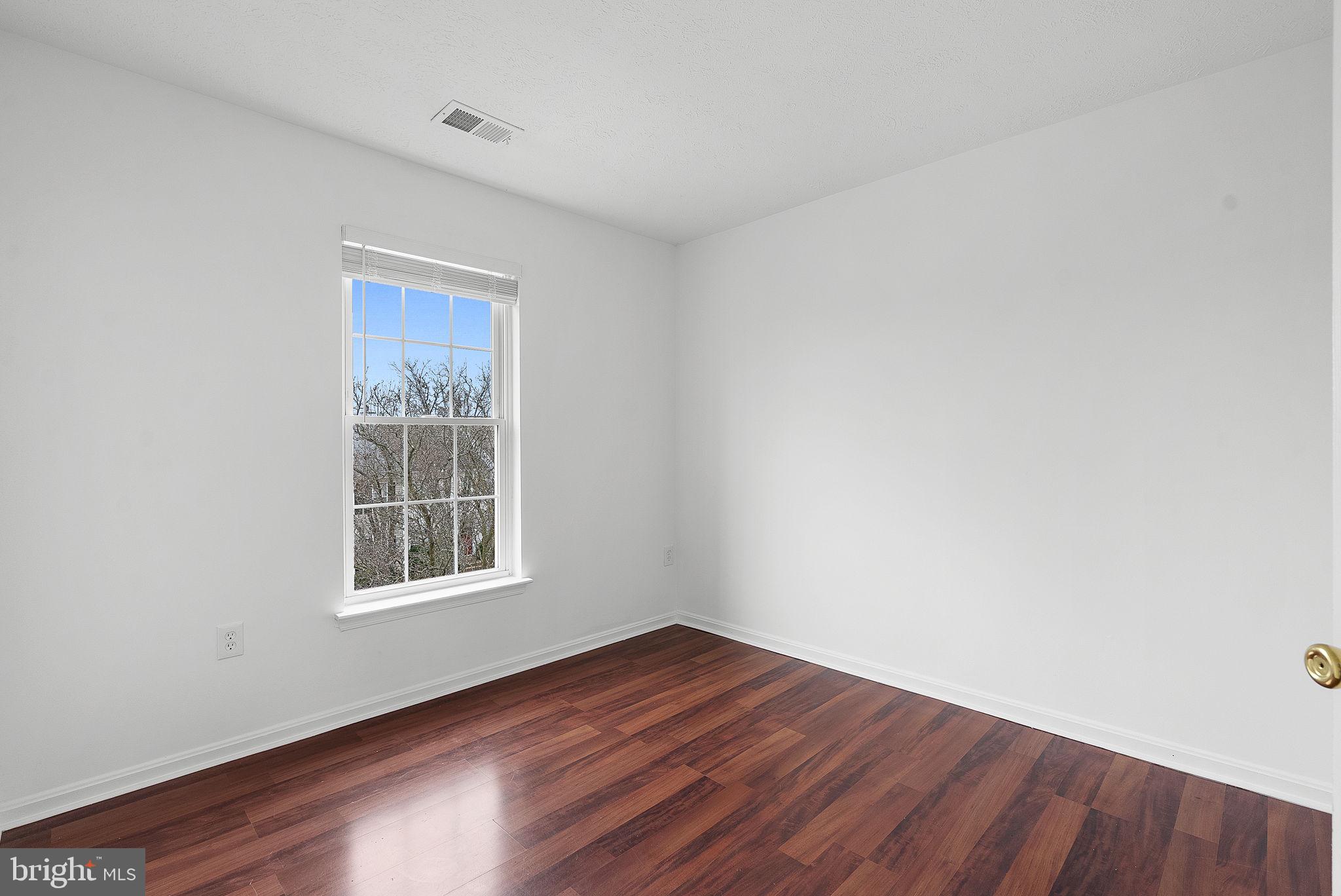 44112 Tippecanoe TERRACE