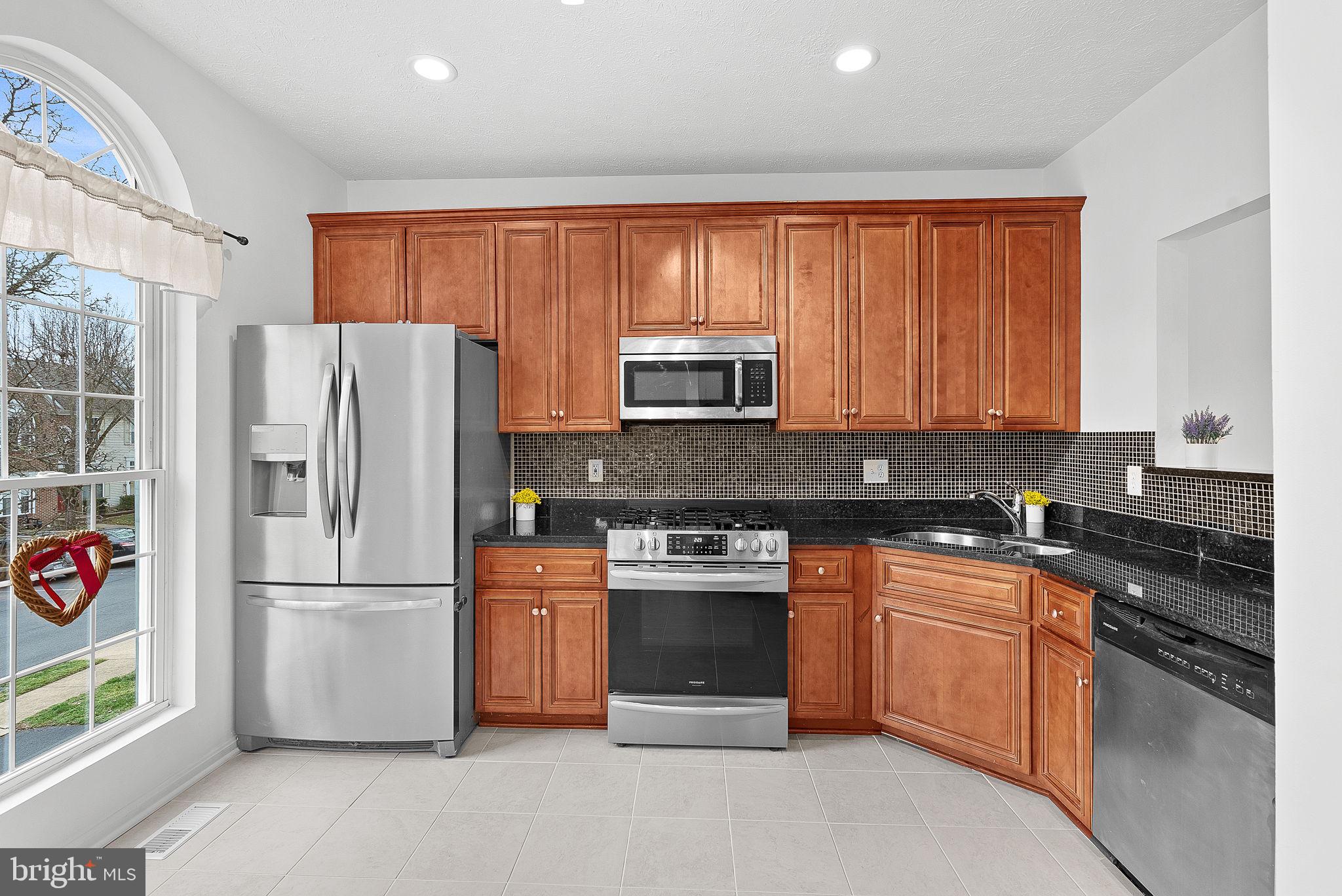 44112 Tippecanoe TERRACE