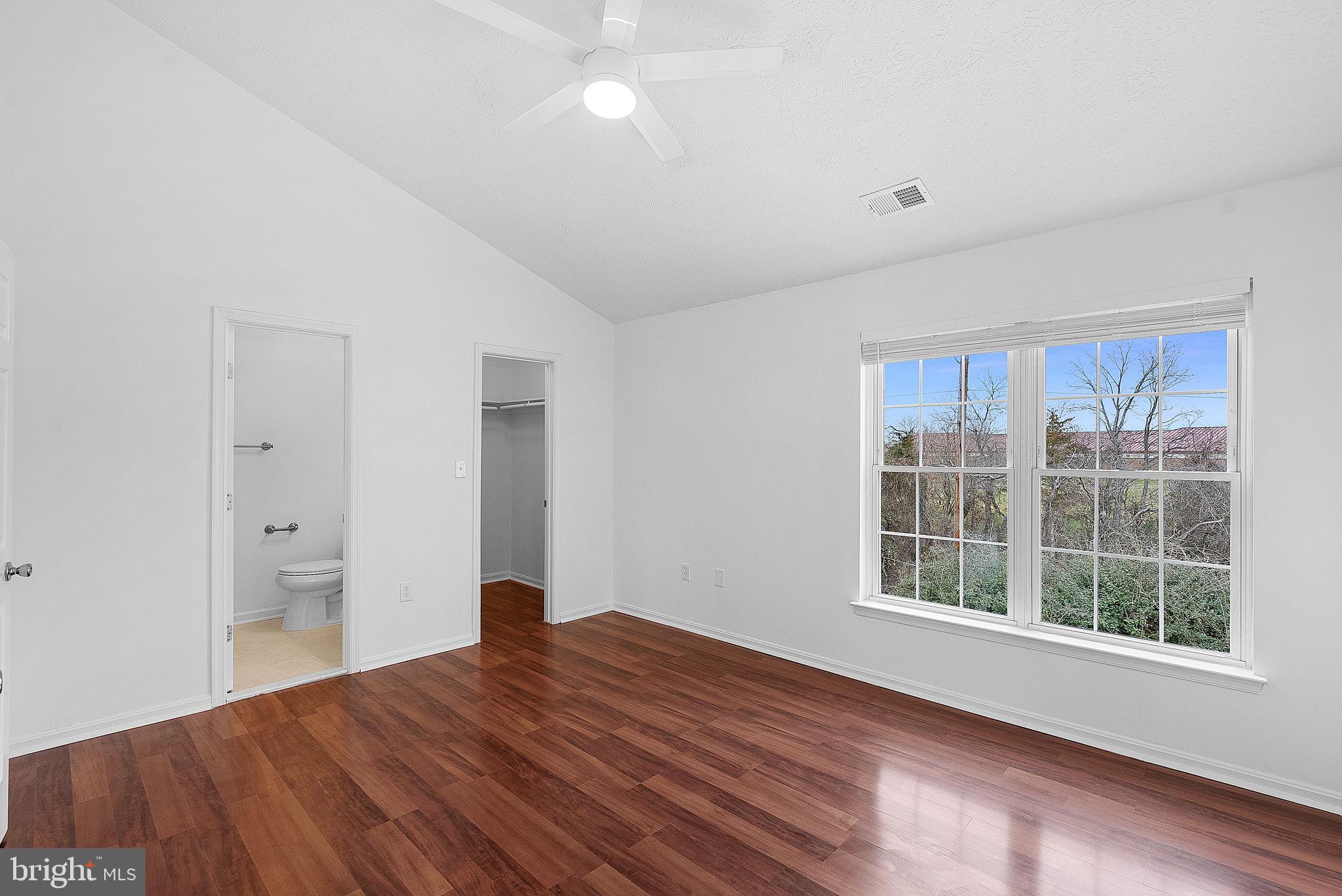 44112 Tippecanoe TERRACE