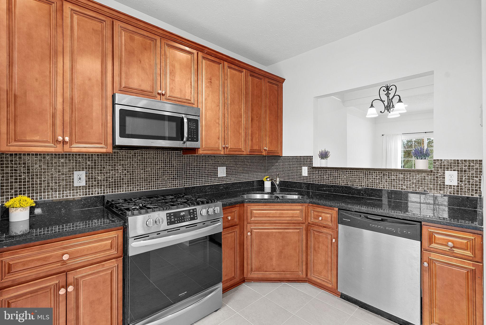 44112 Tippecanoe TERRACE