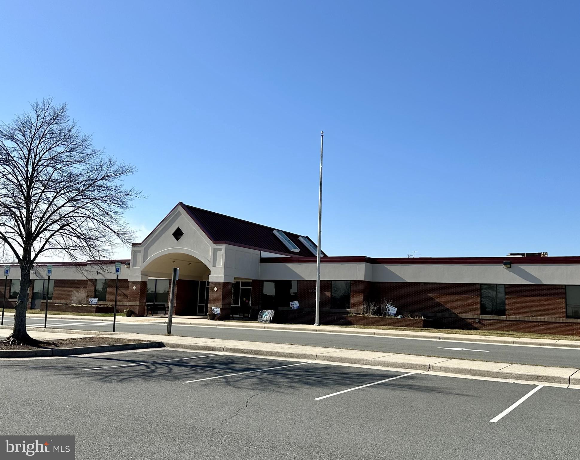 44112 Tippecanoe TERRACE