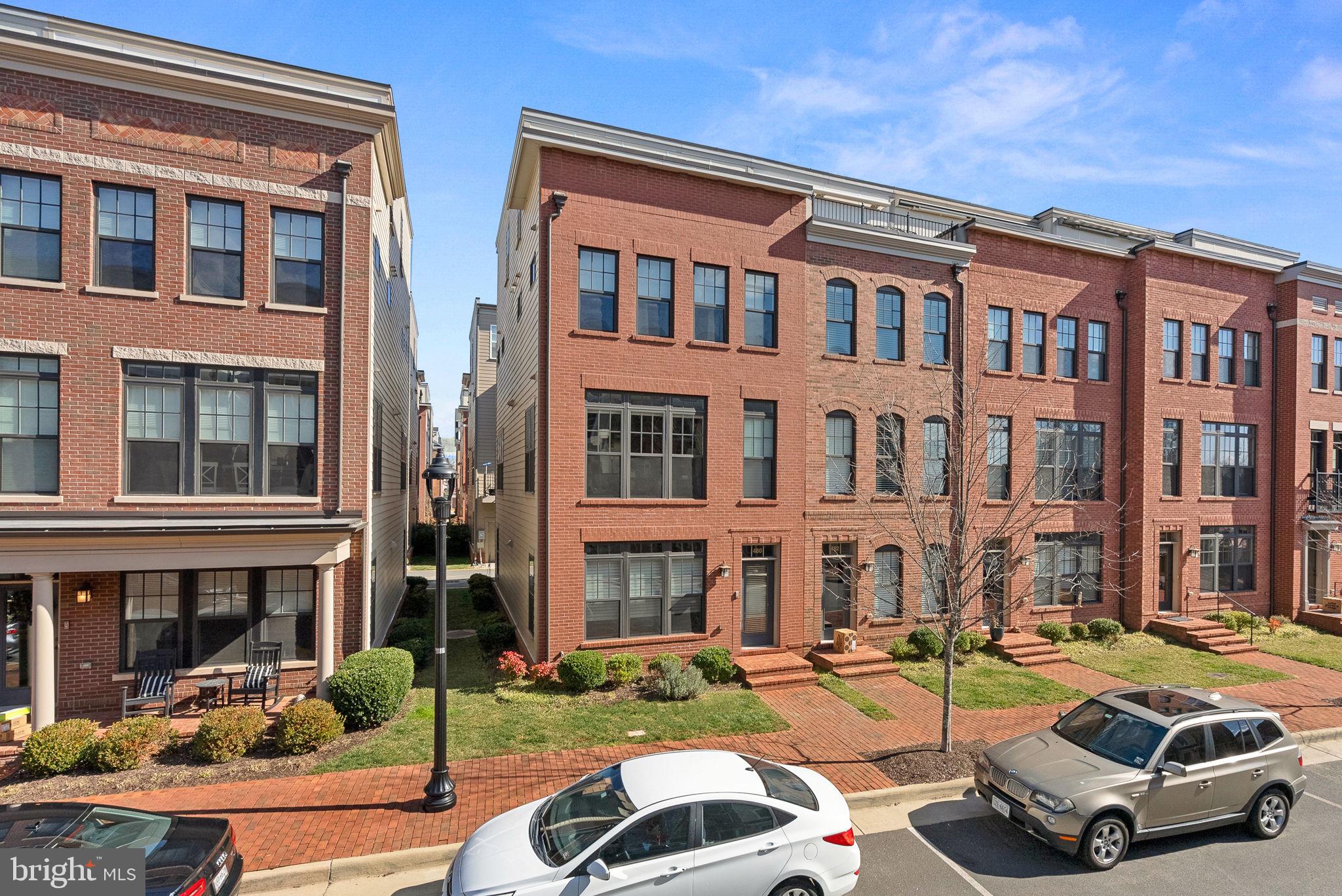 480 Kornblau Terrace SE