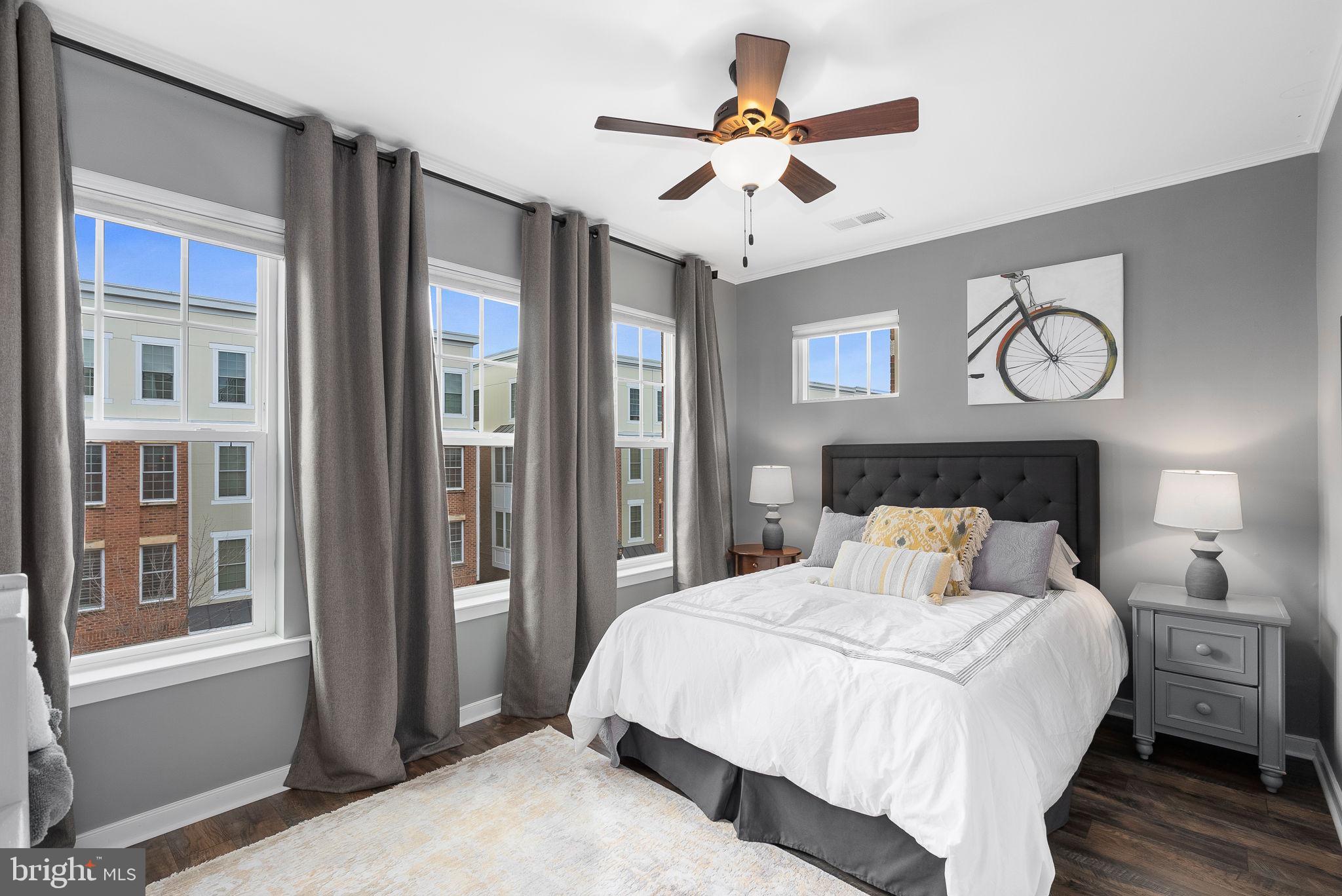 480 Kornblau Terrace SE