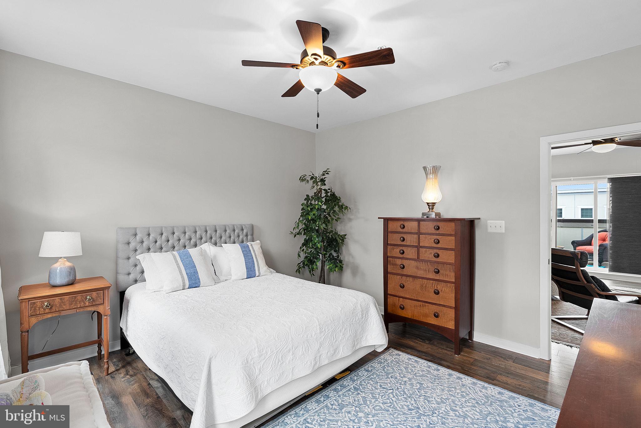 480 Kornblau Terrace SE