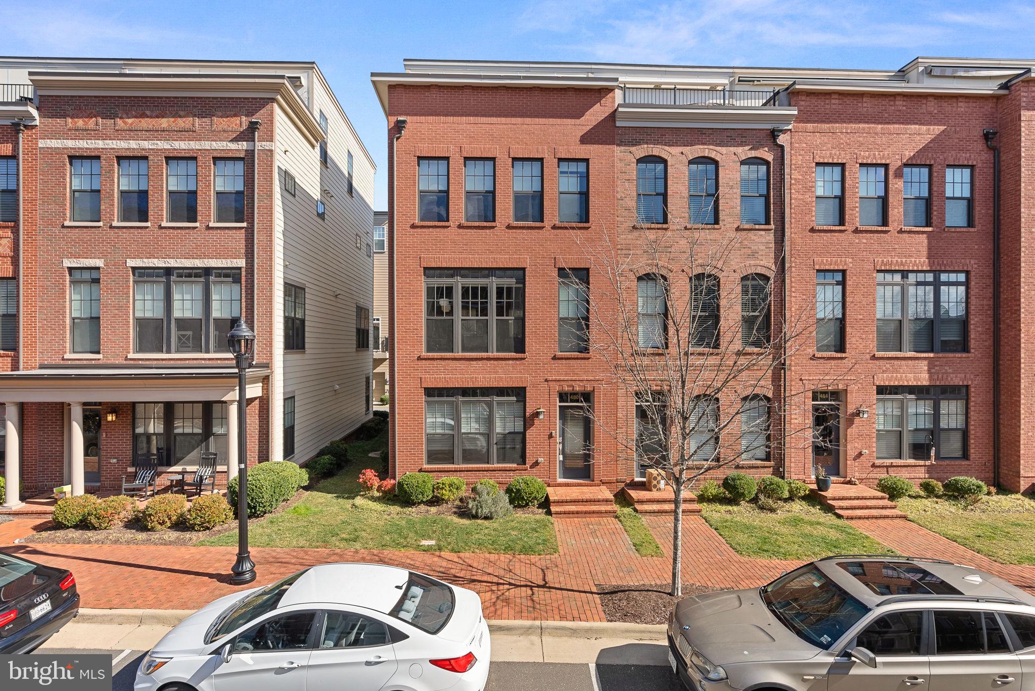 480 Kornblau Terrace SE