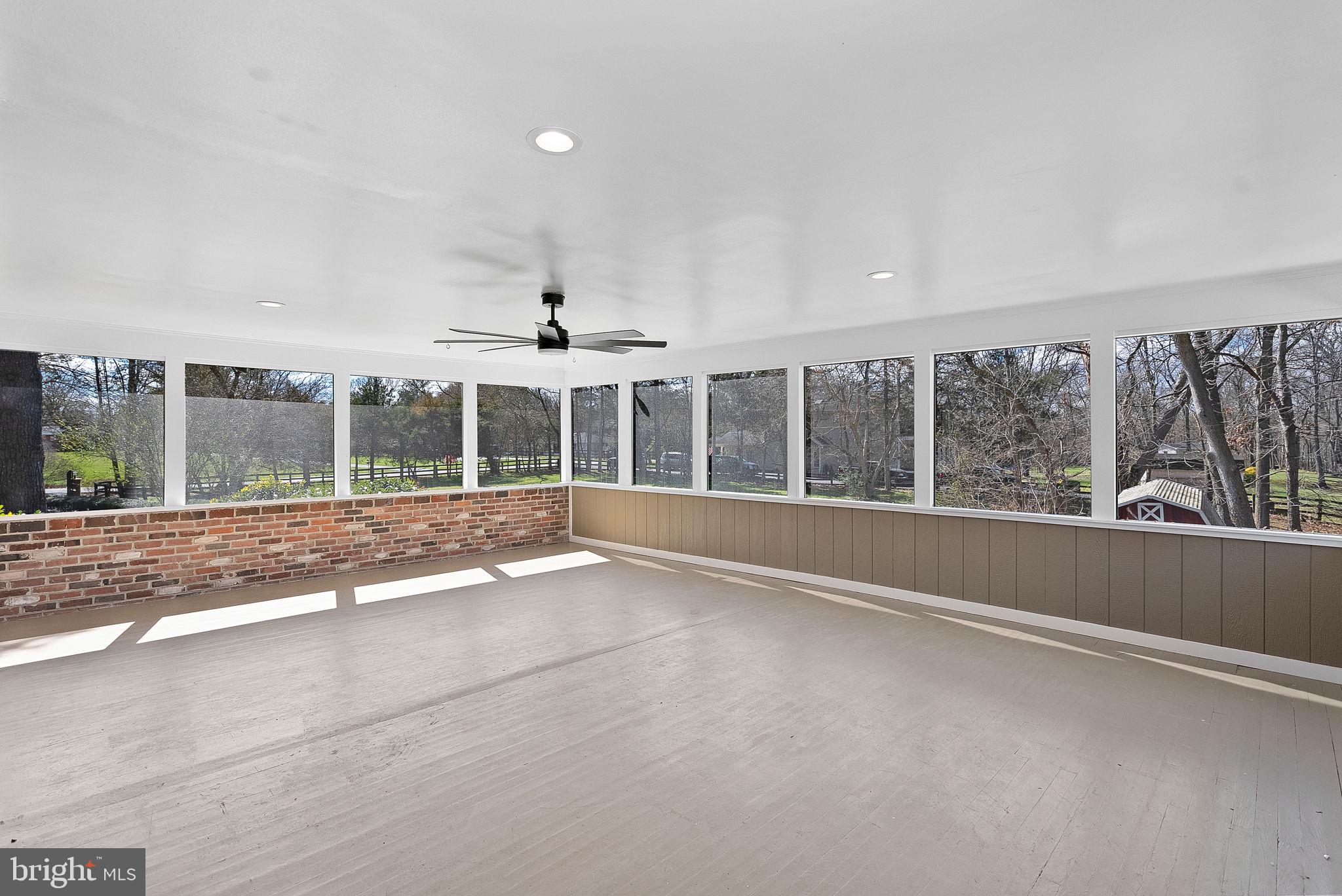 19649 Youngs Cliff Rd