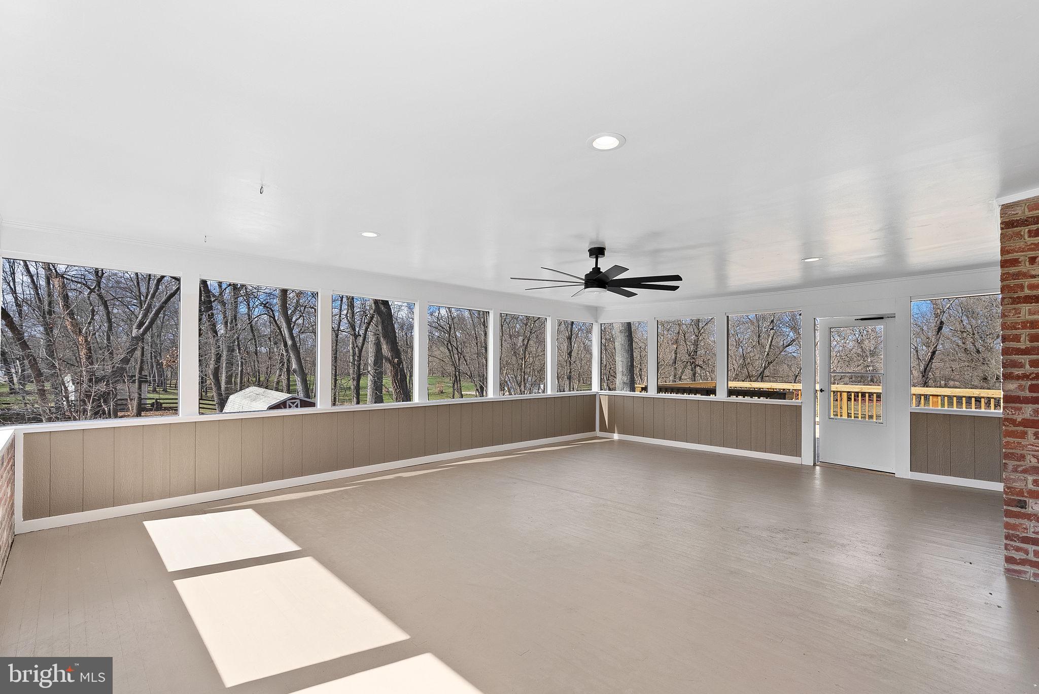 19649 Youngs Cliff Rd