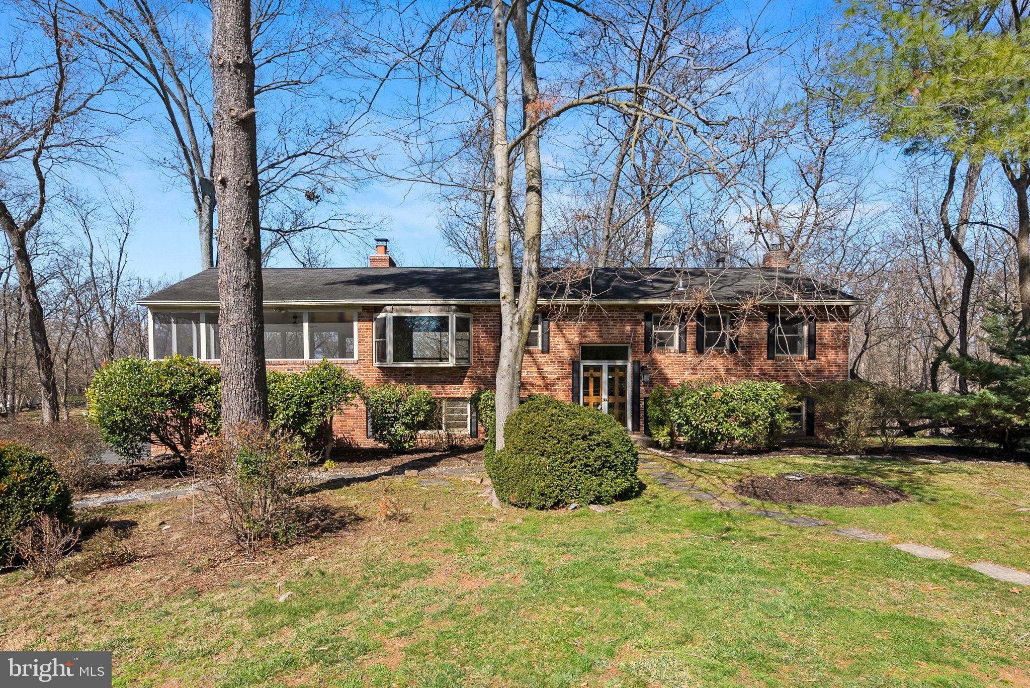 19649 Youngs Cliff Rd