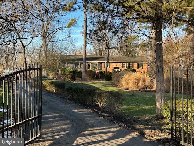 19649 Youngs Cliff Rd