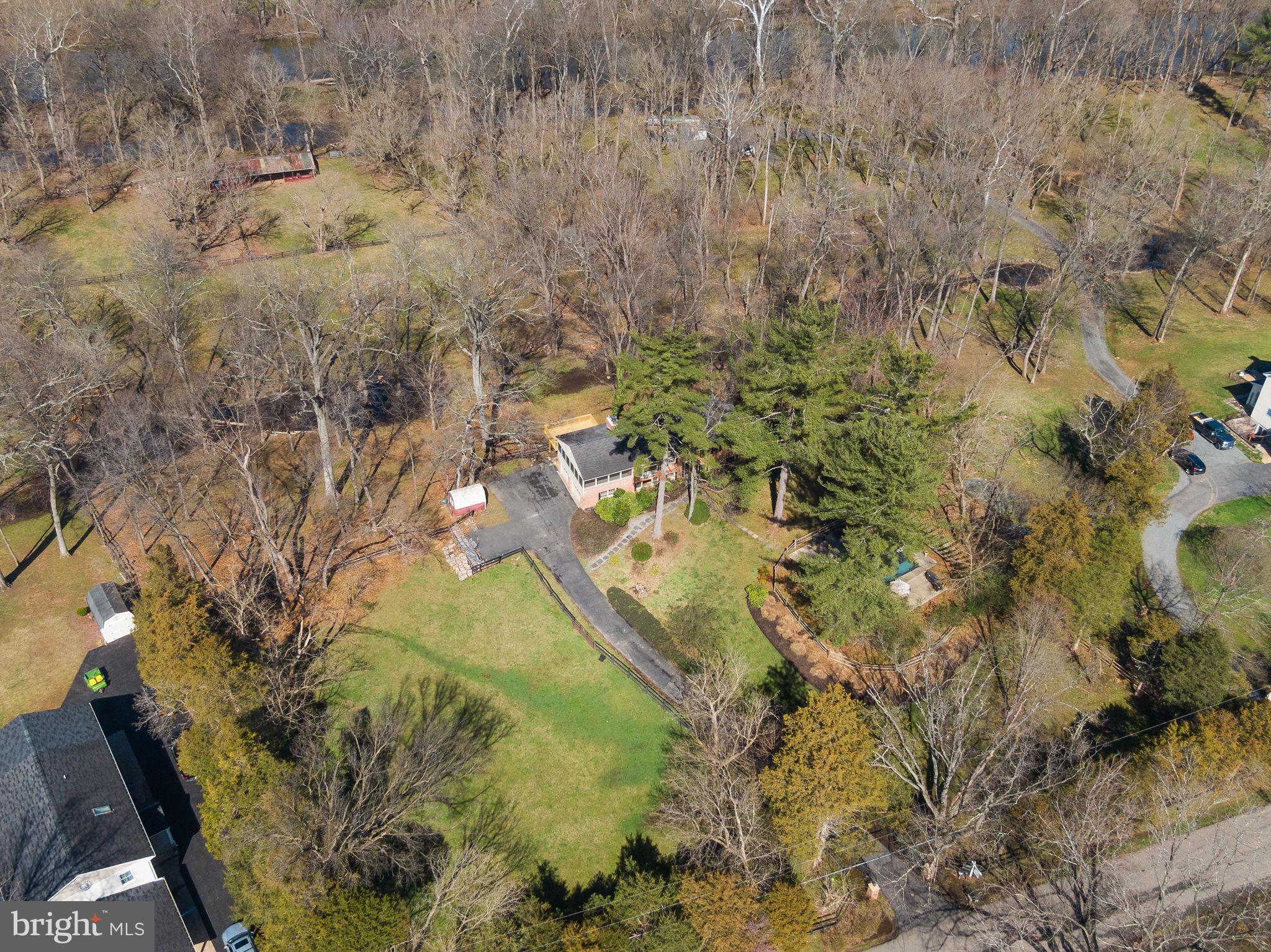 19649 Youngs Cliff Rd