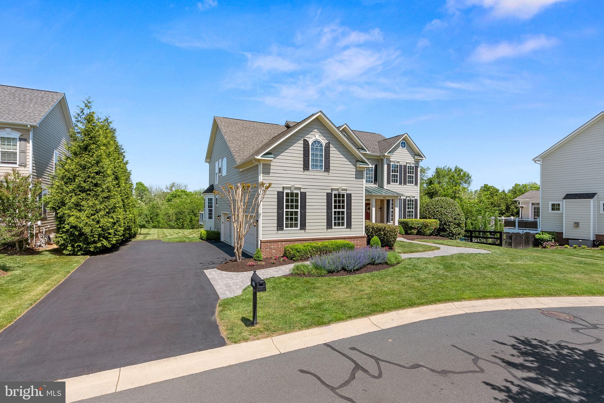 843 Kinvarra Pl