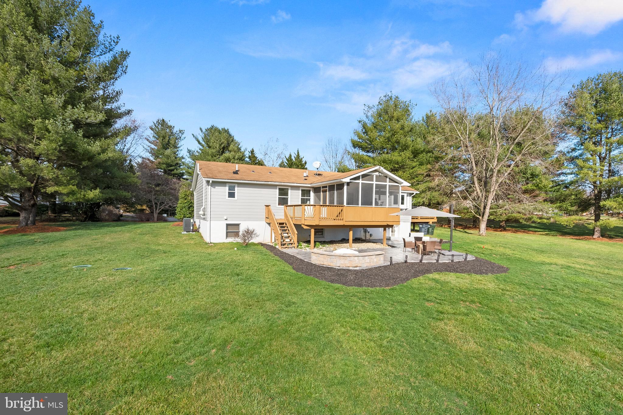 38219 Adams Ct