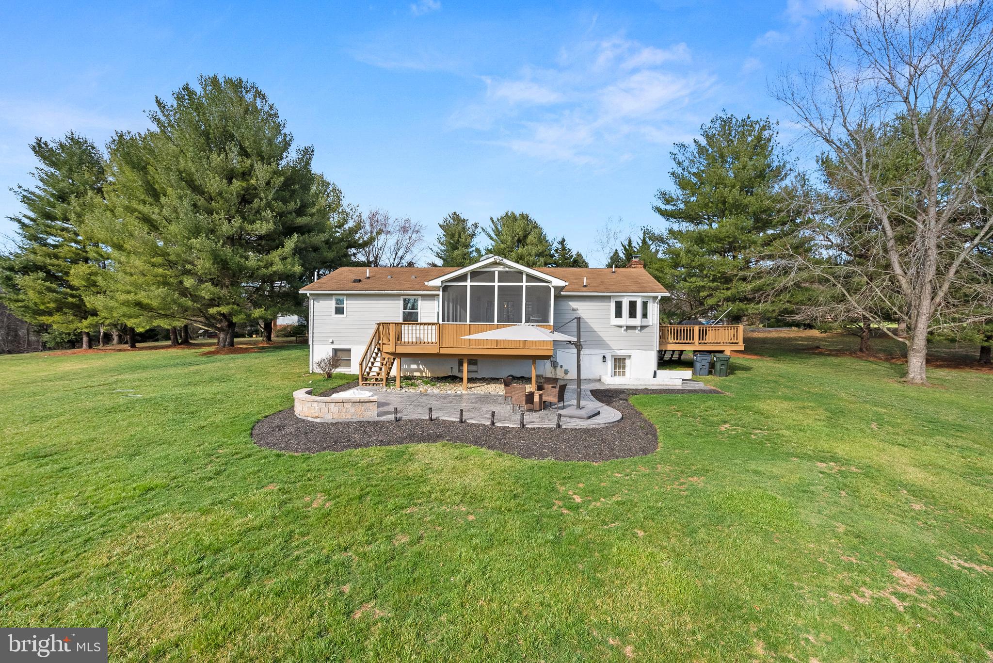 38219 Adams Ct