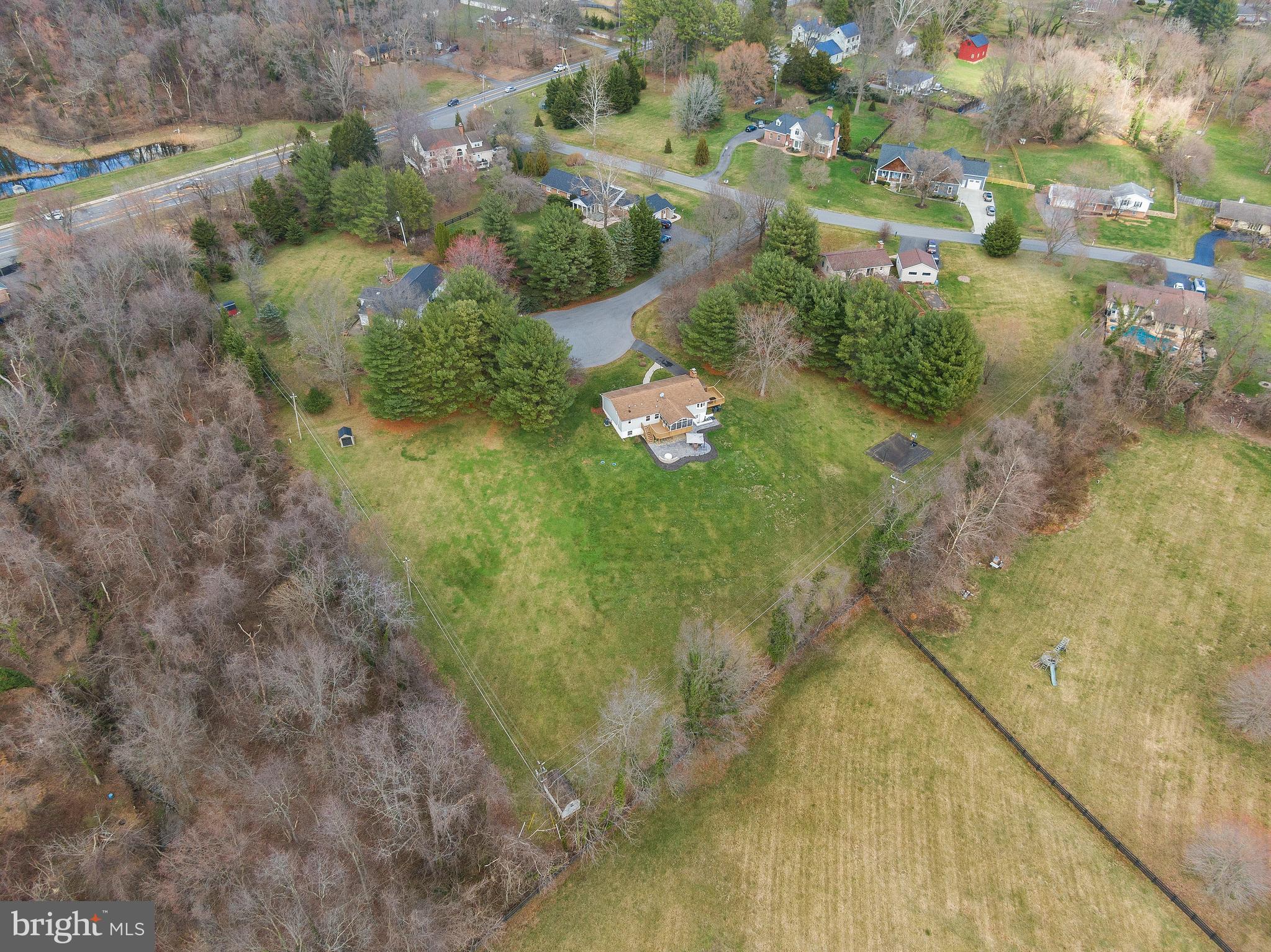 38219 Adams Ct
