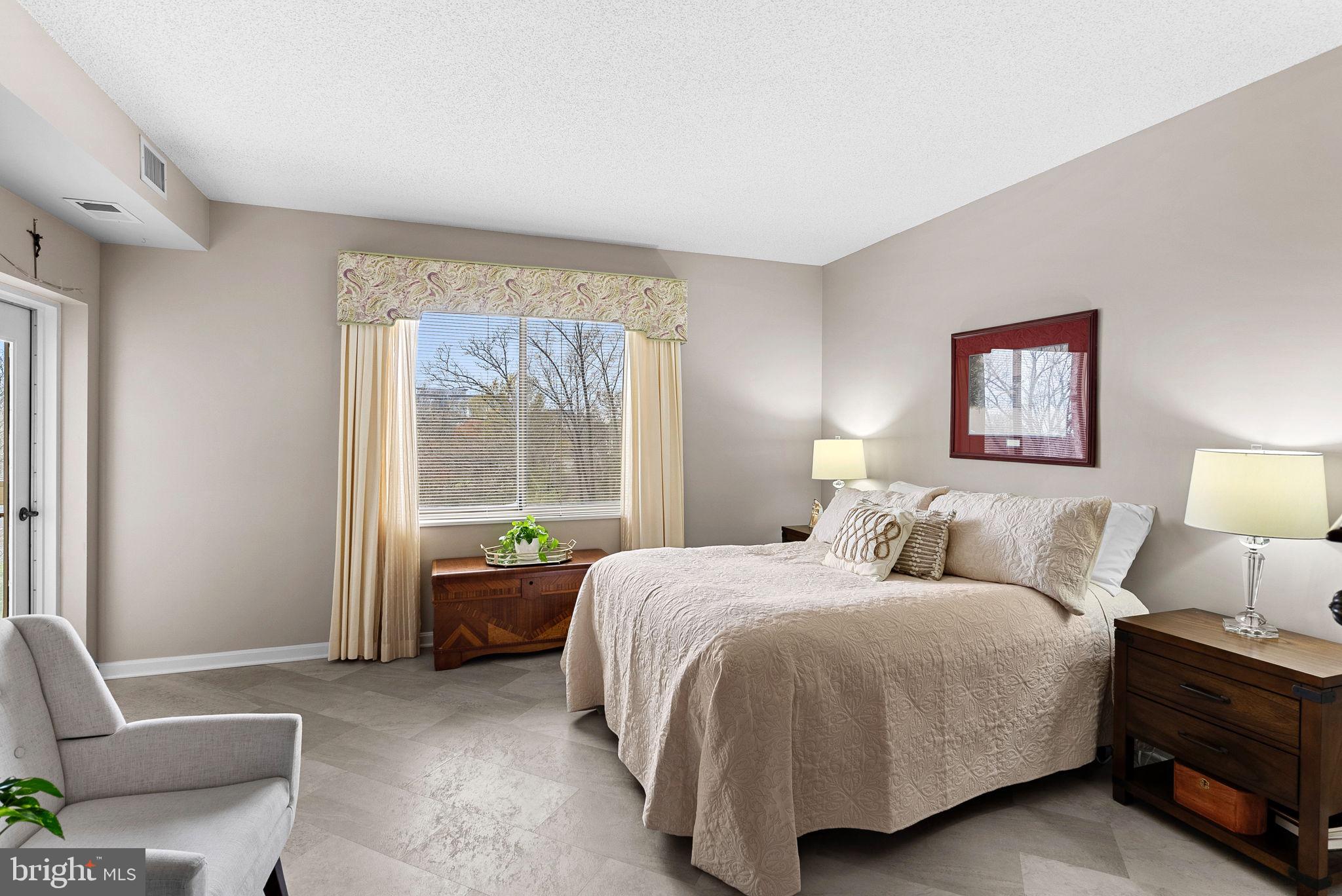 19375 Cypress Ridge Ter #303