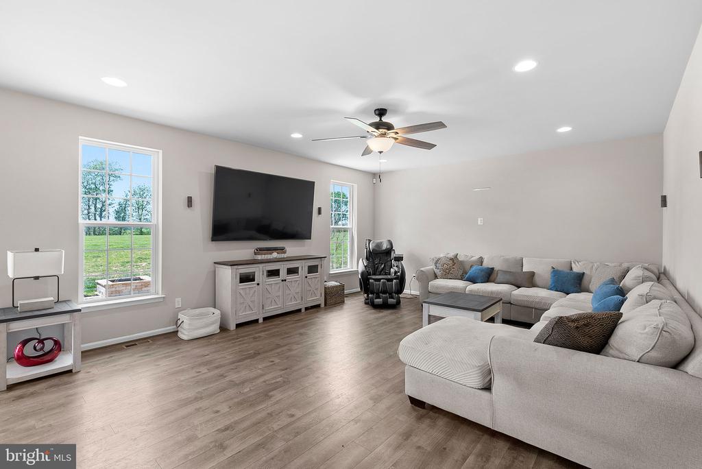 14329 Amys Meadow Ct