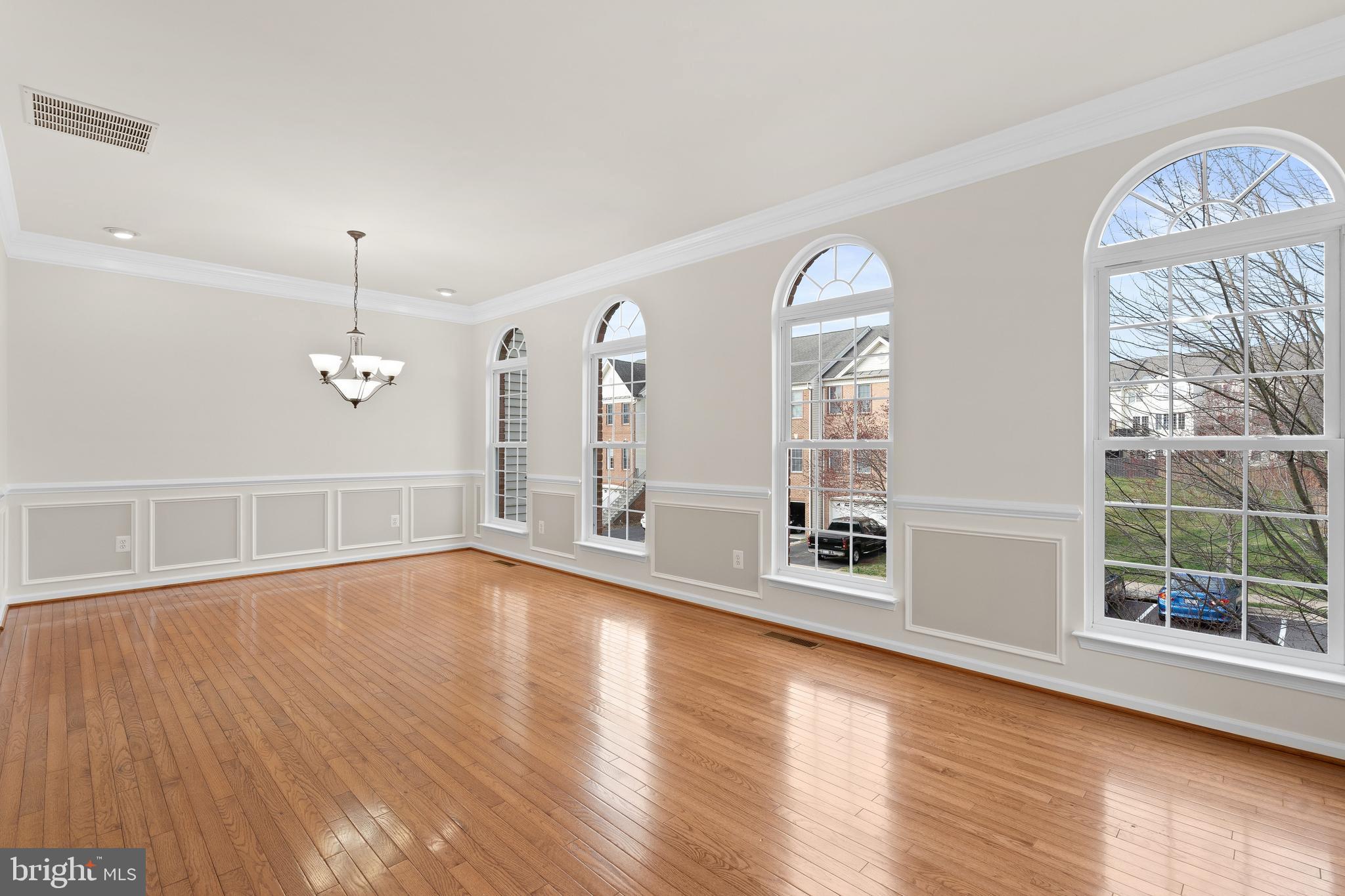 128 Ivy Hills Ter