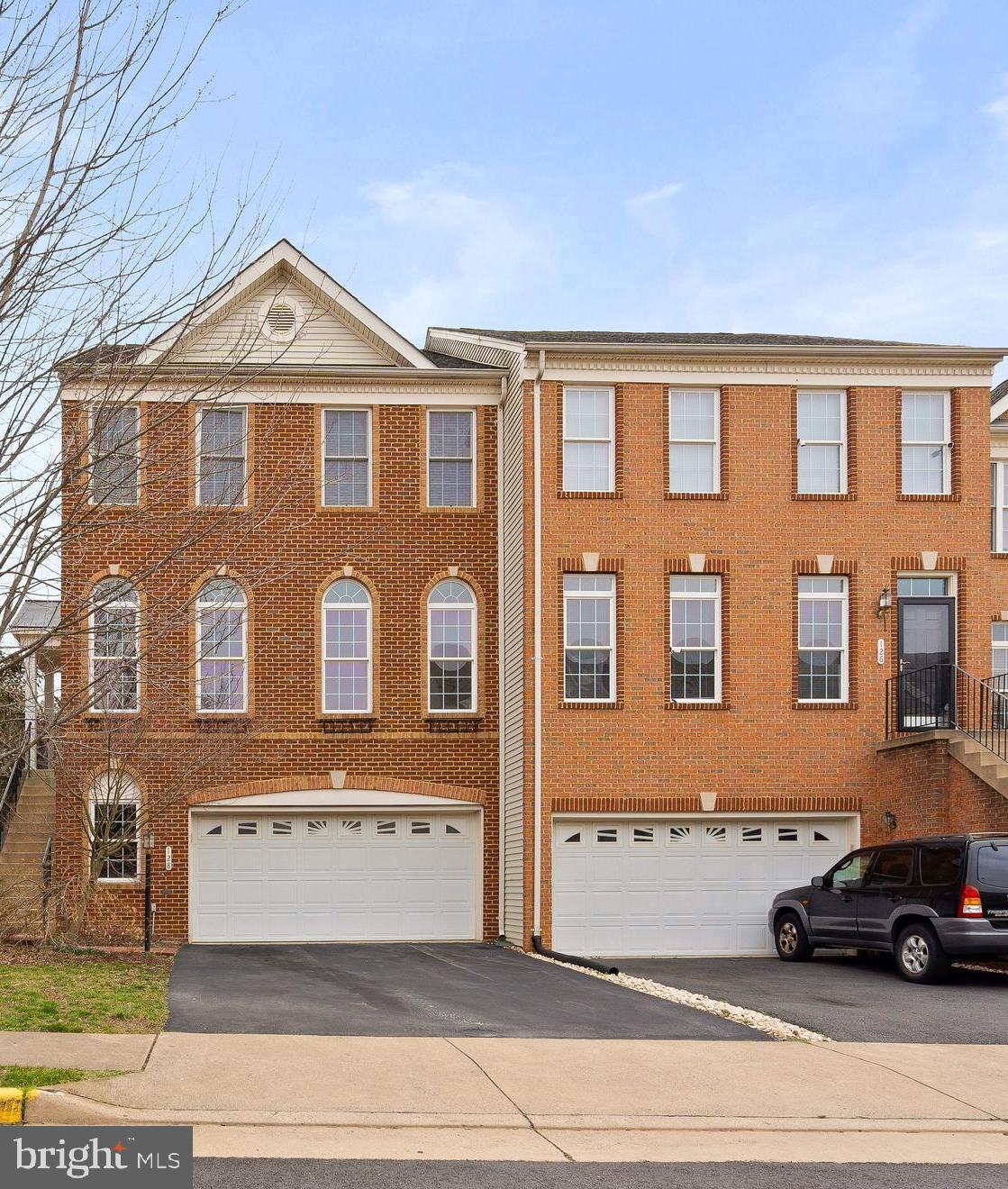 128 Ivy Hills Ter